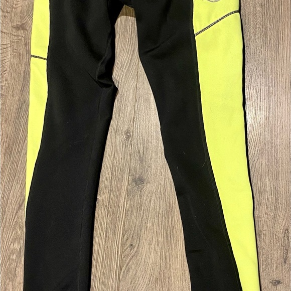 Saucony Black Athletic Leggings women’s small reversible cold weather running sm - Picture 5 of 10